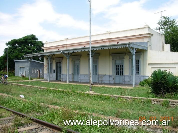 Foto: Estación Toro FCGU - Presidente Derqui (Buenos Aires), Argentina