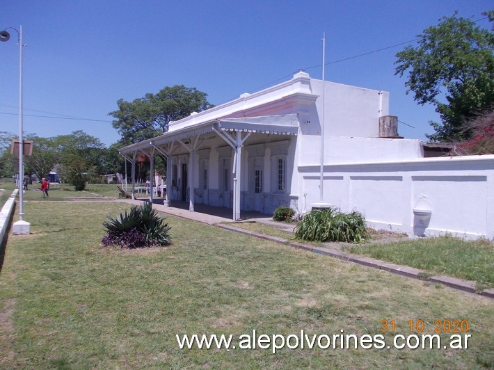 Foto: Estación Toro FCGU - Presidente Derqui (Buenos Aires), Argentina