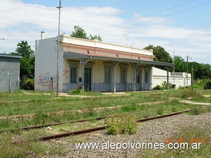 Foto: Estación Toro FCGU - Presidente Derqui (Buenos Aires), Argentina