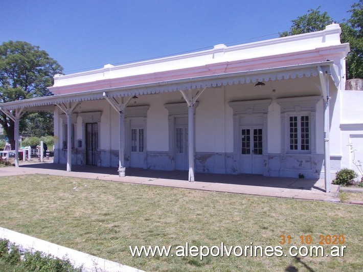 Foto: Estación Toro FCGU - Presidente Derqui (Buenos Aires), Argentina