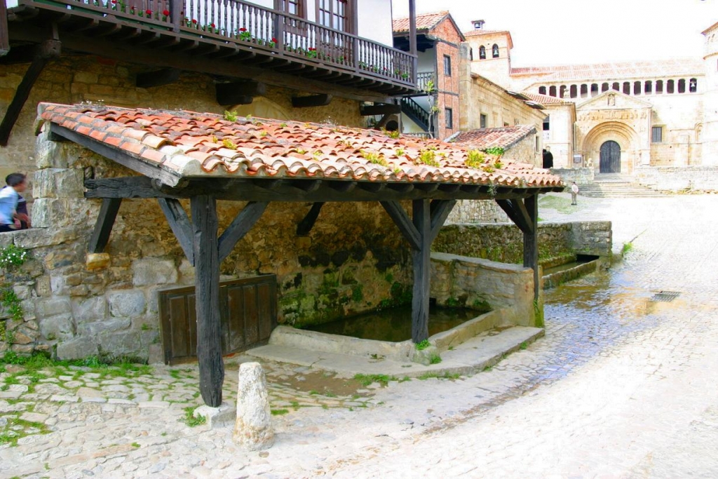 Foto de Santillana del Mar (Cantabria), España