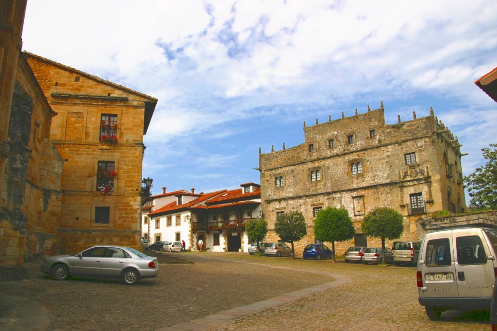 Foto de Santillana del Mar (Cantabria), España