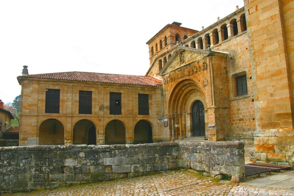 Foto de Santillana del Mar (Cantabria), España