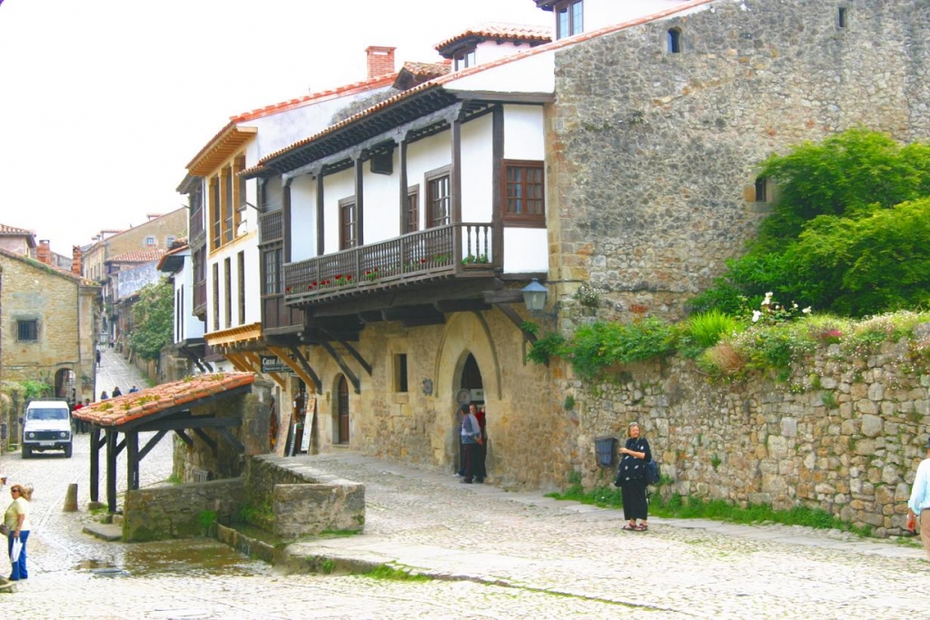 Foto de Santillana del Mar (Cantabria), España