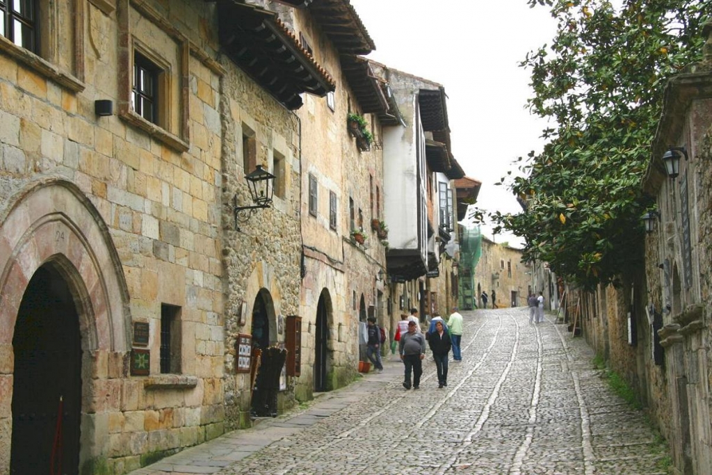 Foto de Santillana del Mar (Cantabria), España