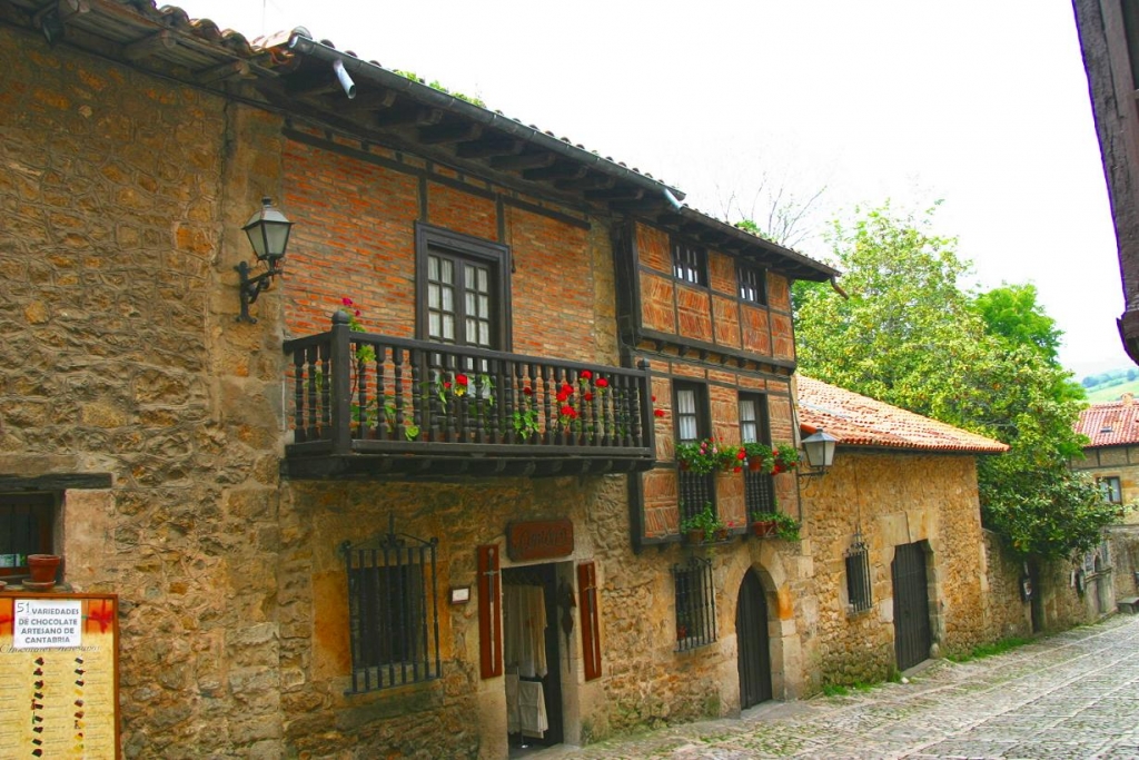 Foto de Santillana del Mar (Cantabria), España