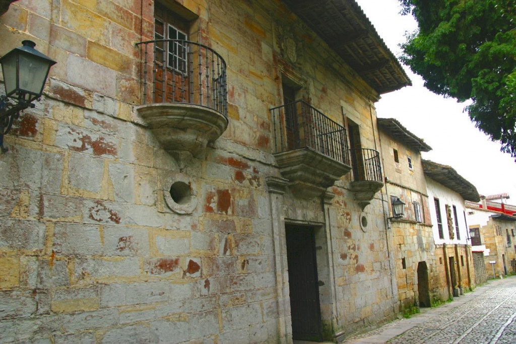 Foto de Santillana del Mar (Cantabria), España