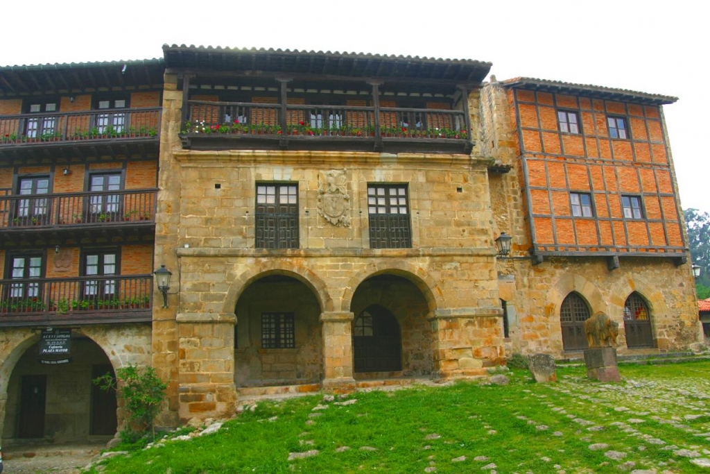 Foto de Santillana del Mar (Cantabria), España