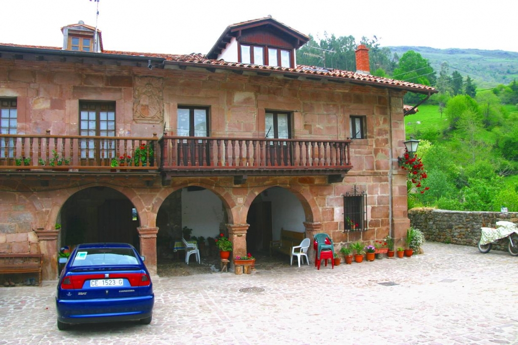 Foto de Carmona (Cantabria), España