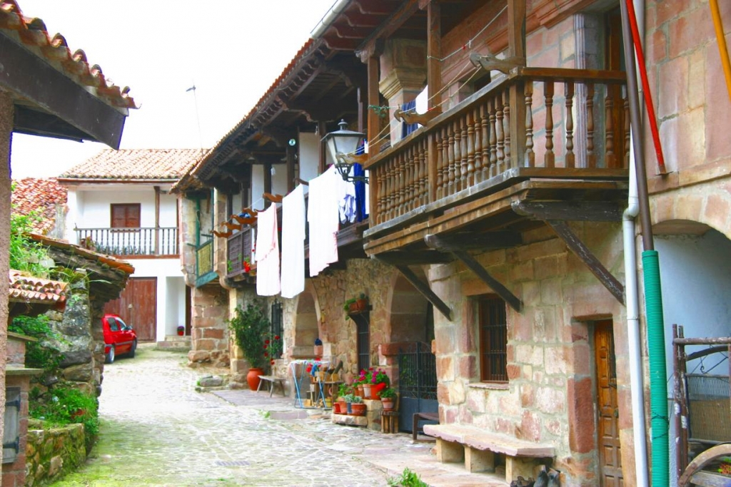 Foto de Carmona (Cantabria), España