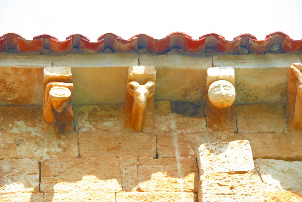 Foto de San Martín de Elines (Cantabria), España