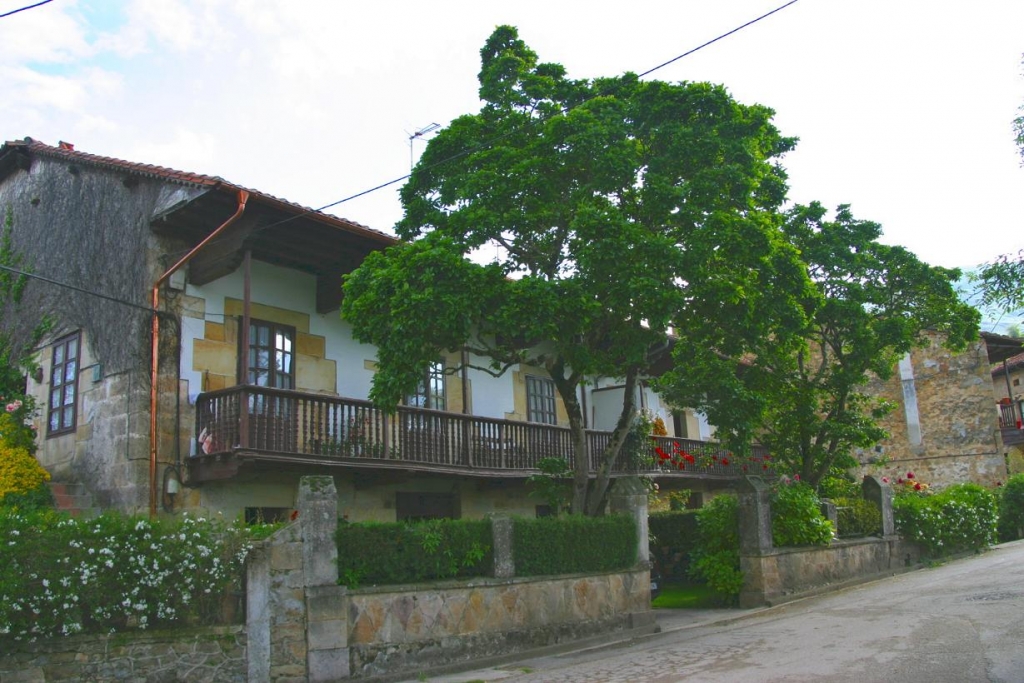 Foto de Villacarriedo (Cantabria), España