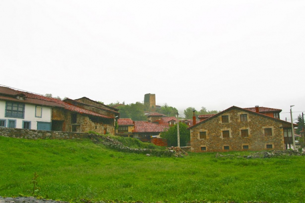 Foto de Mogrovejo (Cantabria), España