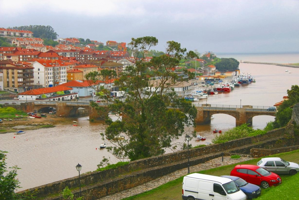 Foto de San Vicente de la Barquera (Cantabria), España