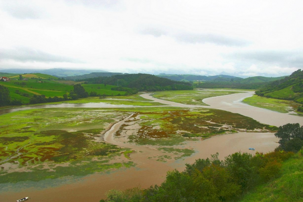 Foto de San Vicente de la Barquera (Cantabria), España