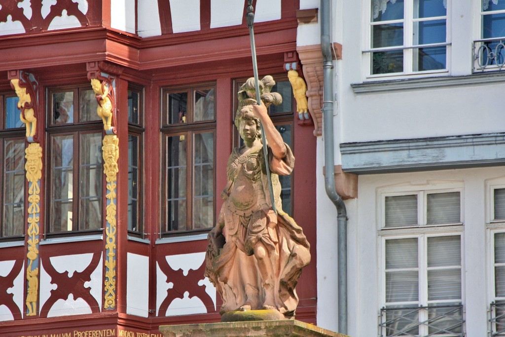 Foto: La Fuente de la Justicia - Frankfurt am Main (Hesse), Alemania