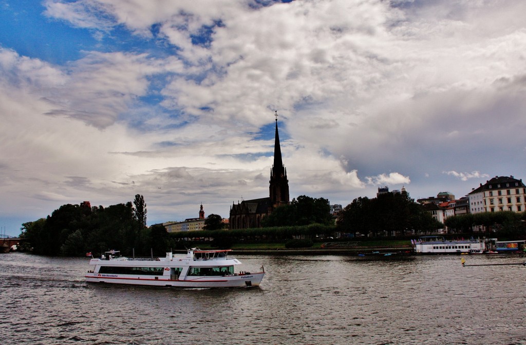 Foto: Vistas desde el puente de Hierro - Frankfurt am Main (Hesse), Alemania