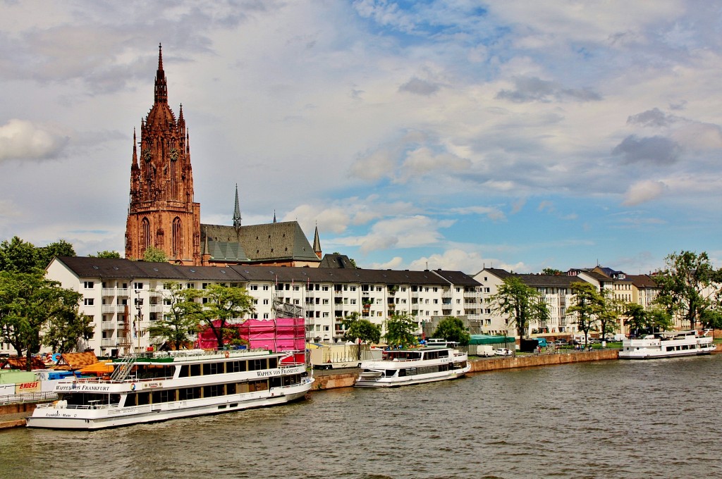 Foto: Vistas desde el puente de Hierro - Frankfurt am Main (Hesse), Alemania