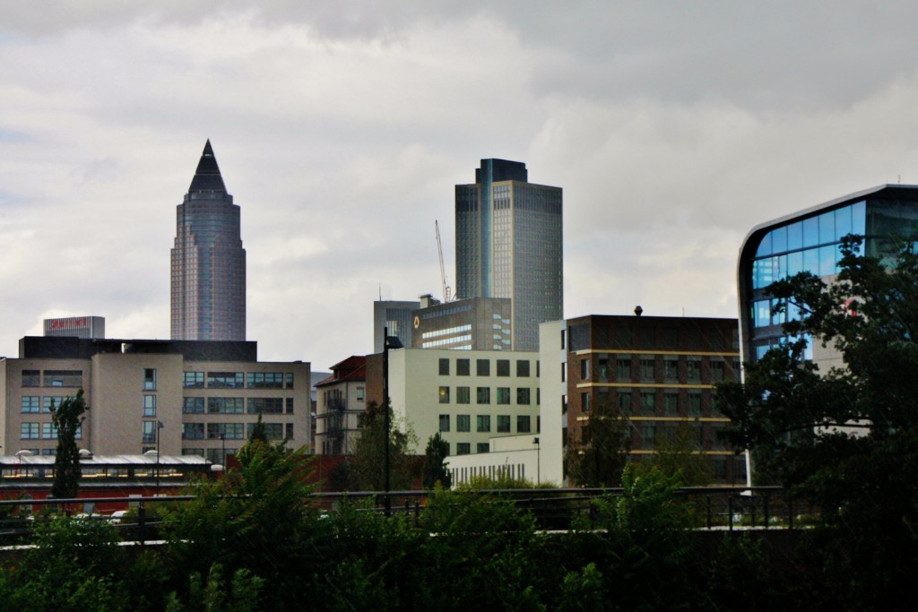 Foto: Navegando por el Main - Frankfurt am Main (Hesse), Alemania