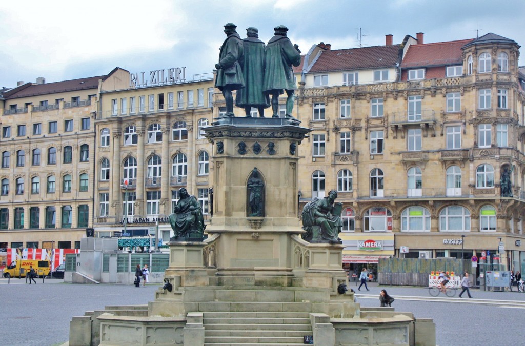 Foto: Plaza a Gütemberg - Frankfurt am Main (Hesse), Alemania