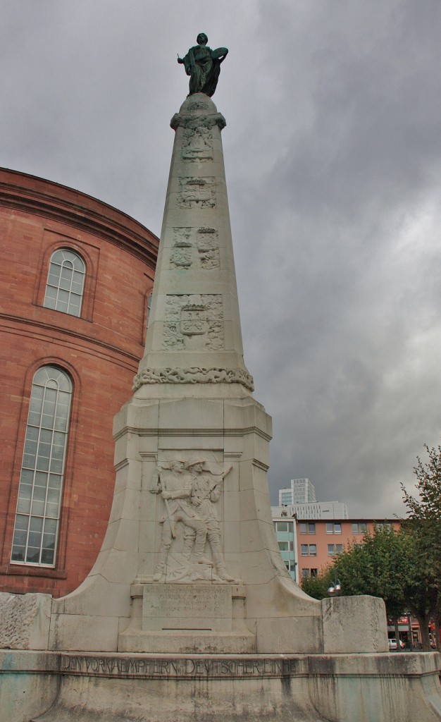 Foto: Monumento en San Pablo - Frankfurt am Main (Hesse), Alemania