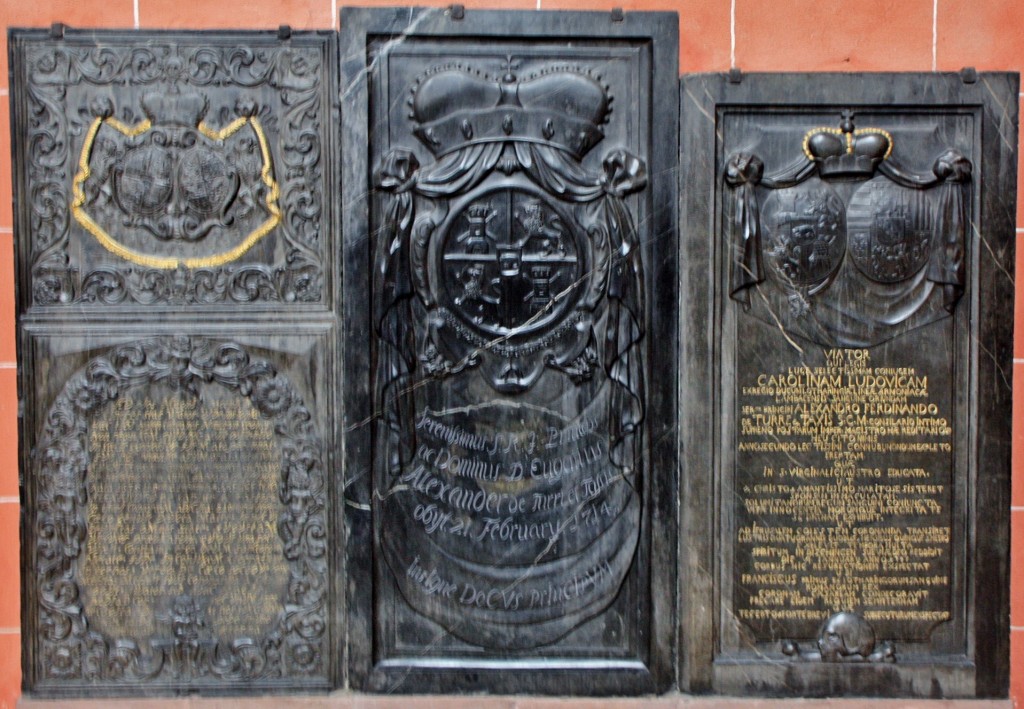 Foto: Lápidas de la catedral - Frankfurt am Main (Hesse), Alemania