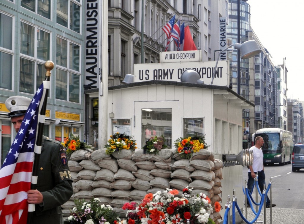 Foto: Checkpoint Charlie - Berlín (Berlin), Alemania