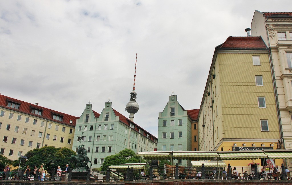 Foto: Navegando por el Spree - Berlín (Berlin), Alemania