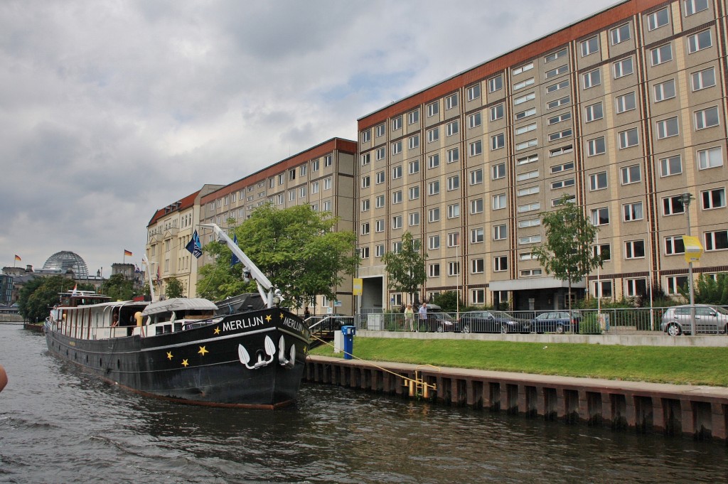 Foto: Navegando por el Spree - Berlín (Berlin), Alemania