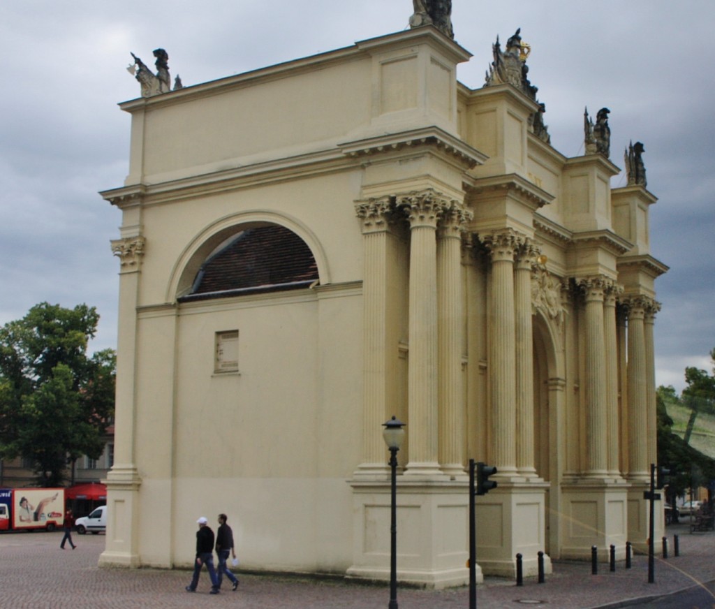 Foto: Puerta de Brandemburg - Potsdam (Brandenburg), Alemania