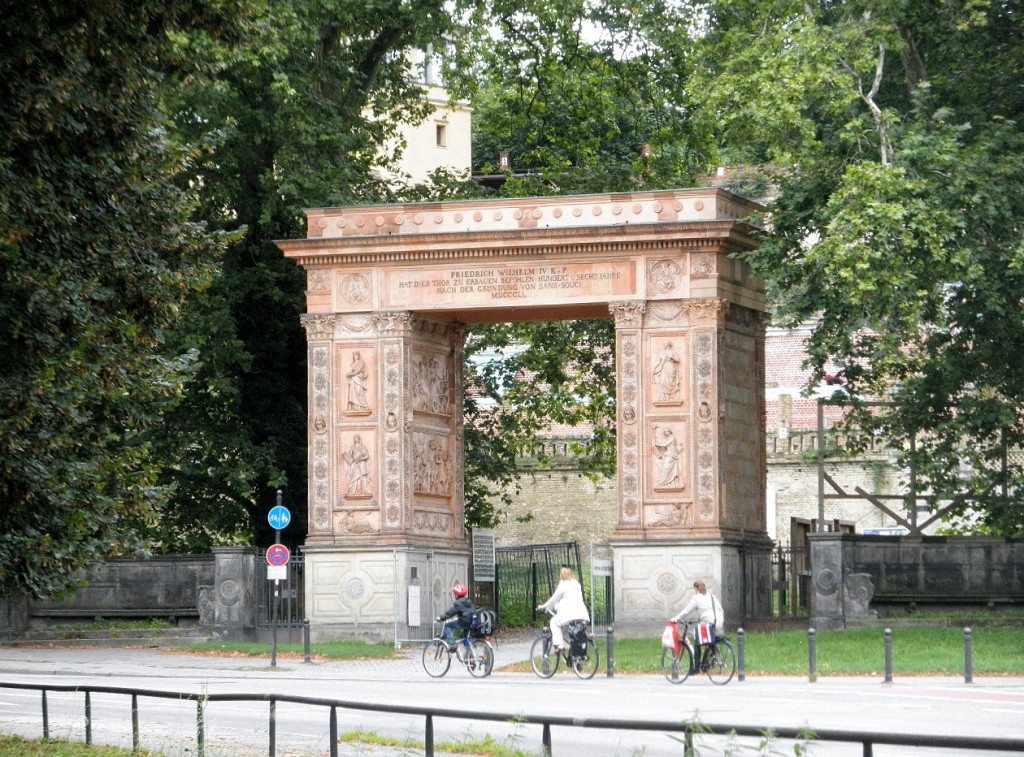 Foto: Junto al palacio de Sanssouci - Potsdam (Brandenburg), Alemania