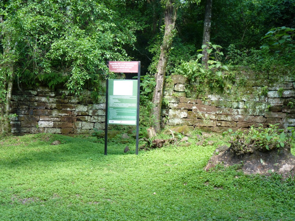 Foto: Ruinas jesuíticas. - Santa Ana (Misiones), Argentina