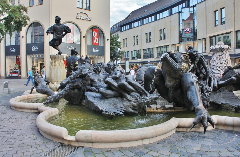 Foto: Fuente del Ehekarusell - Nuremberg (Nürnberg) (Bavaria), Alemania