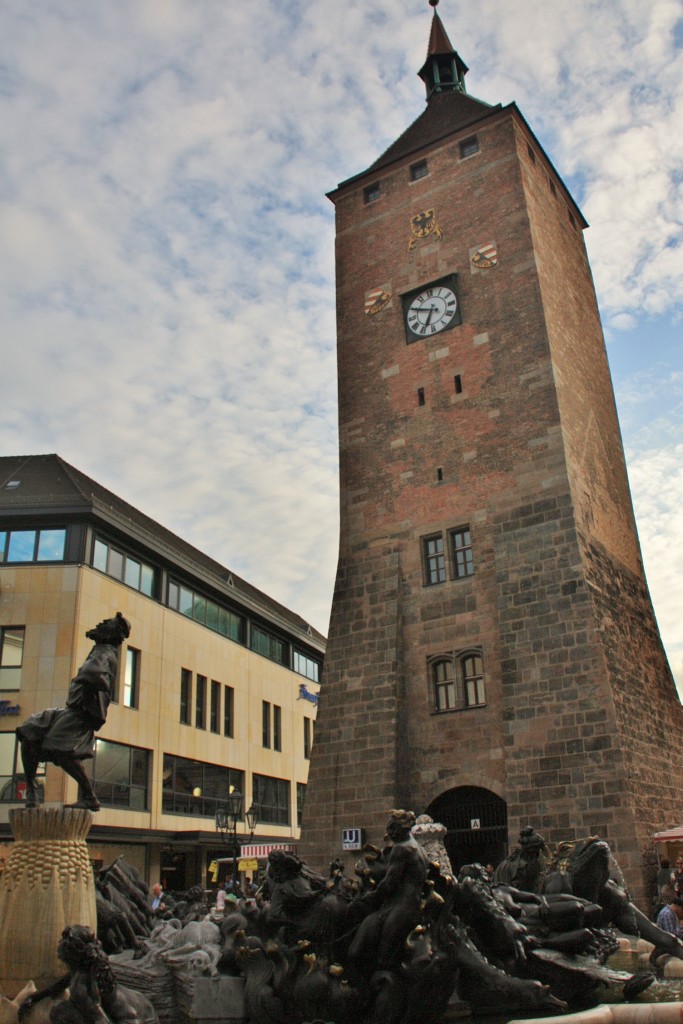 Foto: Fuente y torr Weisser - Nuremberg (Nürnberg) (Bavaria), Alemania