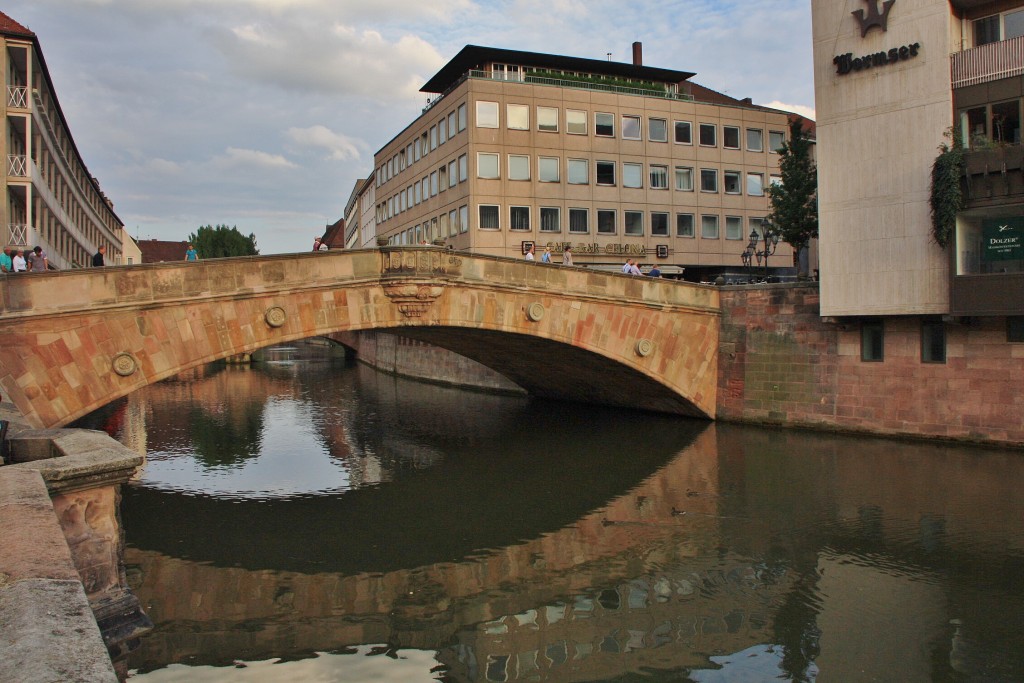 Foto: Puente soble el Pegnitz - Nuremberg (Nürnberg) (Bavaria), Alemania