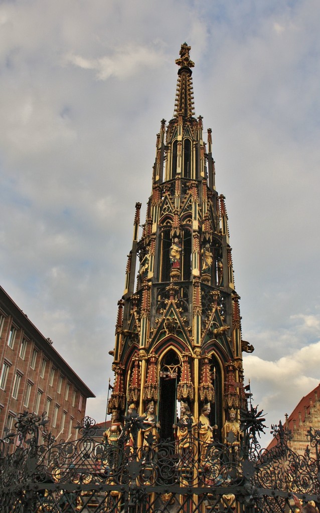 Foto: Fuente Schöner Brunnen - Nuremberg (Nürnberg) (Bavaria), Alemania