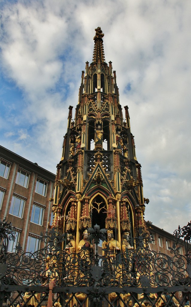 Foto: Fuente Schöner Brunnen - Nuremberg (Nürnberg) (Bavaria), Alemania