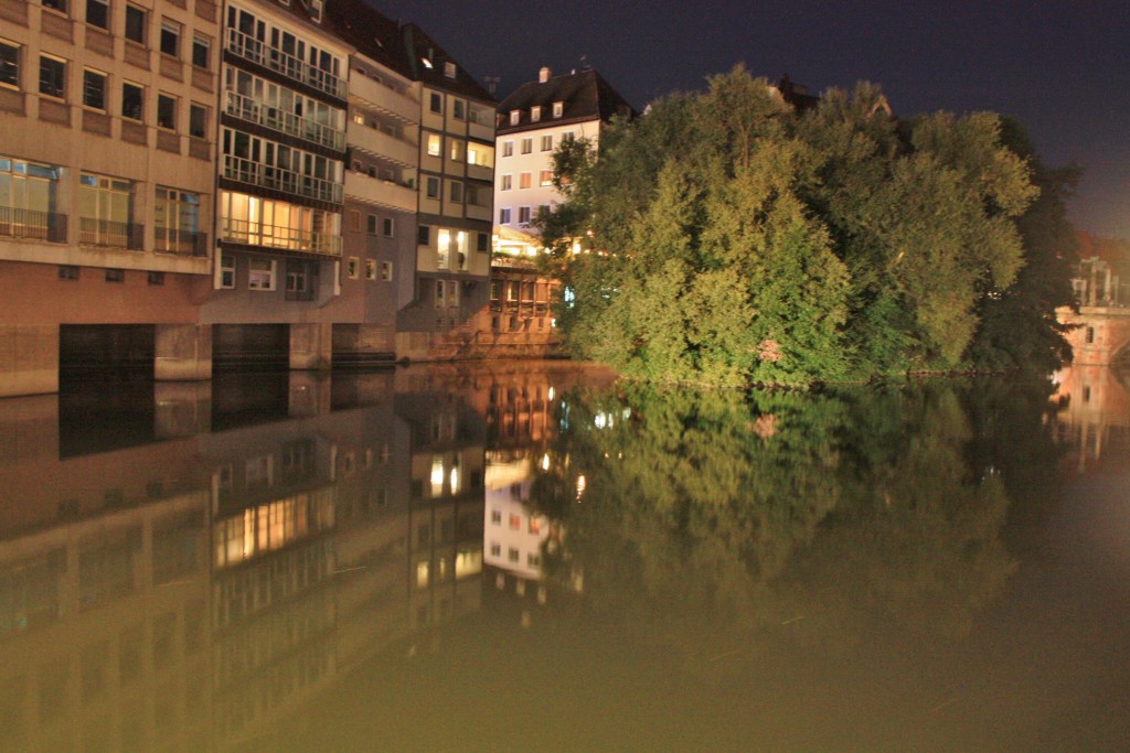 Foto: Rio Pegnitz - Nuremberg (Nürnberg) (Bavaria), Alemania