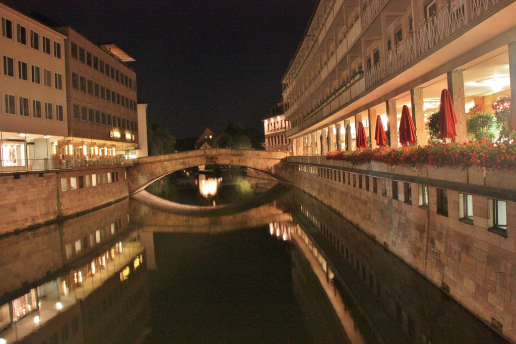 Foto: Puente soble el Pegnitz - Nuremberg (Nürnberg) (Bavaria), Alemania