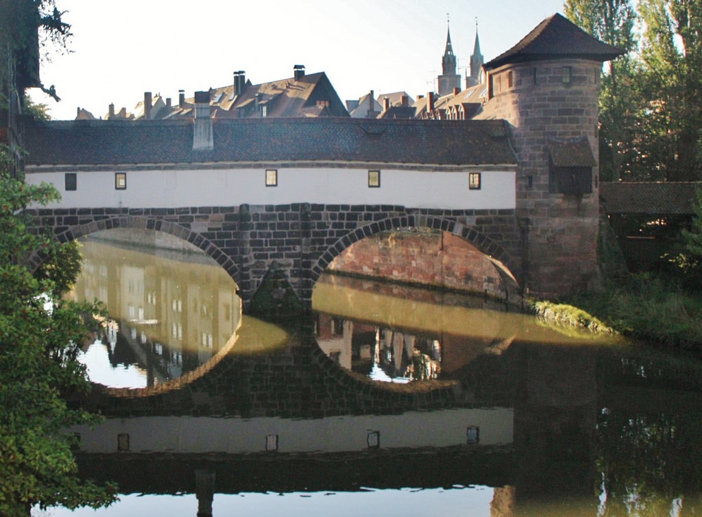 Foto: Puente soble el Pegnitz - Nuremberg (Nürnberg) (Bavaria), Alemania