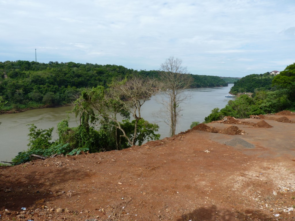 Foto: Río Iguazú - Puerto Iguazú (Misiones), Argentina