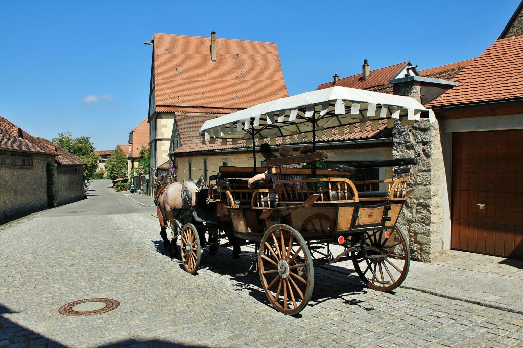 Foto: Bus turístico - Rothenburg ob der Tauber (Bavaria), Alemania