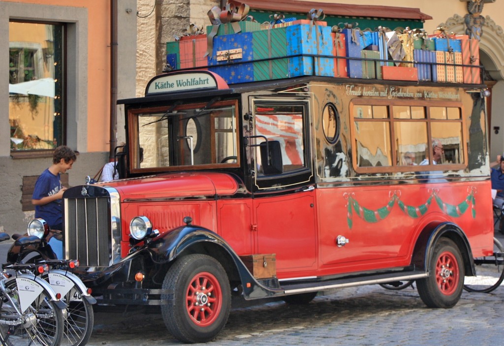 Foto: Coche de época - Rothenburg ob der Tauber (Bavaria), Alemania