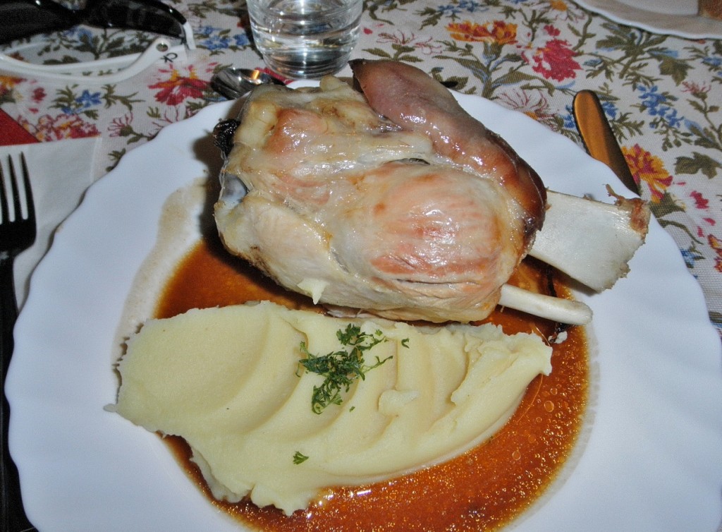 Foto: Un poco de alimento - Rothenburg ob der Tauber (Bavaria), Alemania