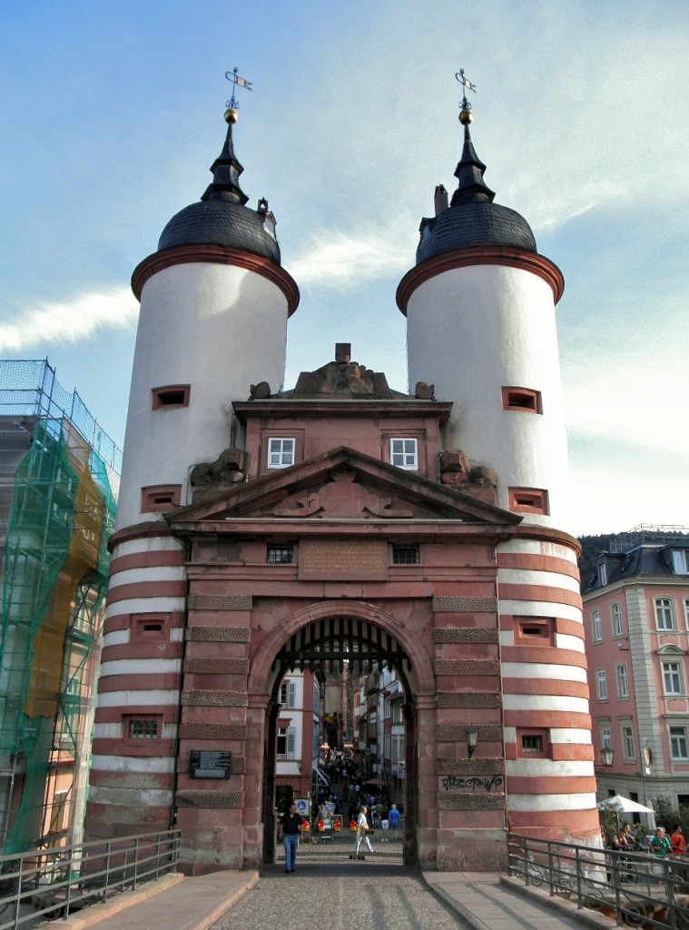 Foto: Puerta del puente Carl Theodor - Heidelberg (Baden-Württemberg), Alemania