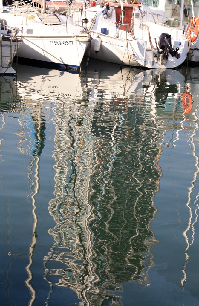 Foto: Reflejo en la villa Olímpica - Barcelona (Cataluña), España