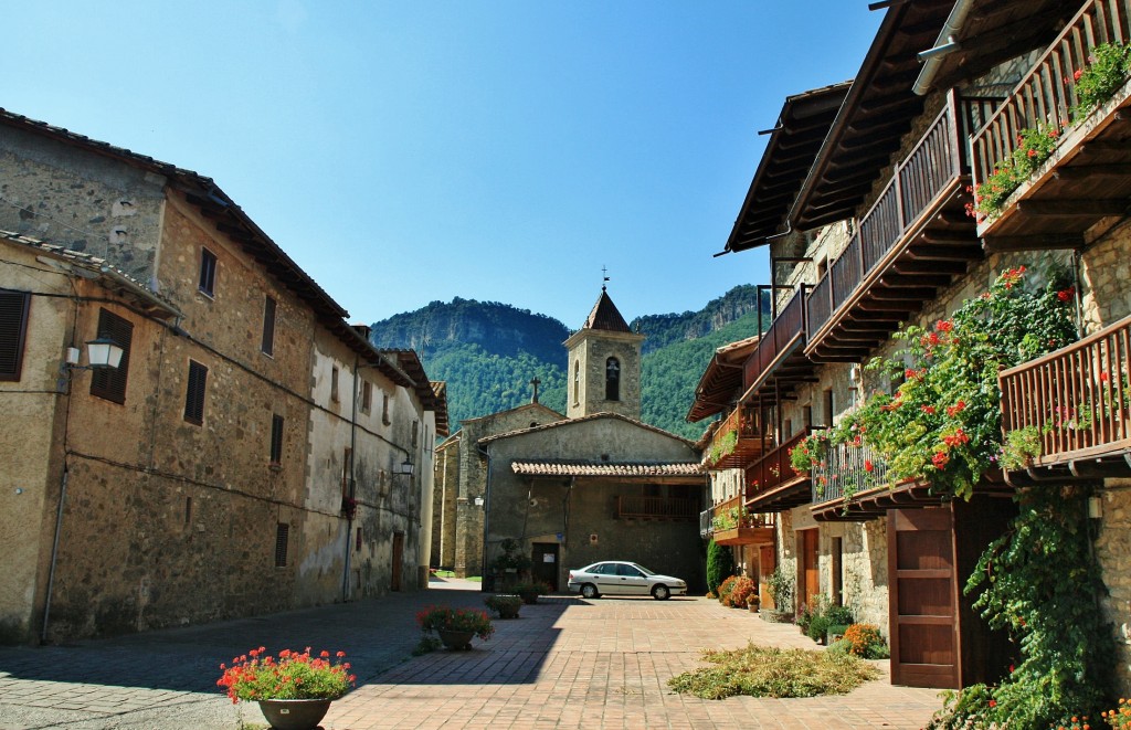 Foto: Calle de la Teixeda - Hostalets d´en Bas (La Vall d´en Bas) (Girona), España