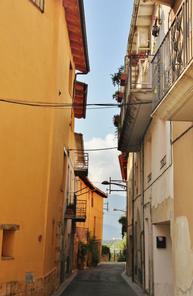 Foto: Vista del pueblo - Montagut (Girona), España