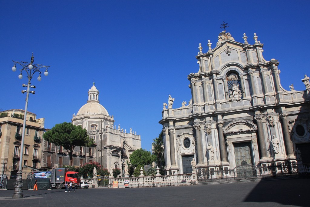 Foto: Plaza del Duomo - Catania (Sicily), Italia