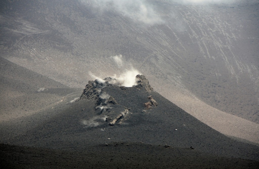 Foto: Vistas del volcán - Nicolosi (Sicily), Italia